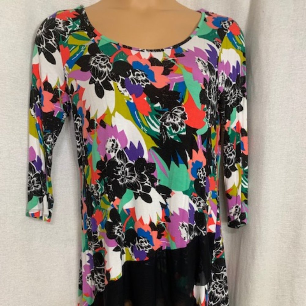 Cable & Gauge ladies tunic top